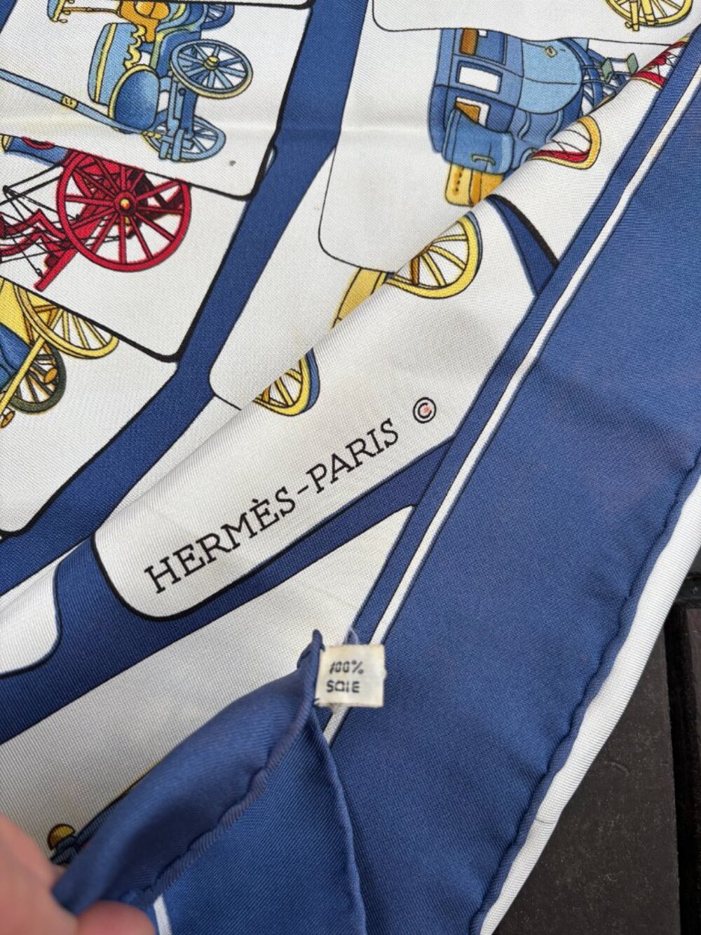 Authentic HERMES Carre 90 Scarf "CARROSSERIE" Silk Blue - Picture 2 of 9
